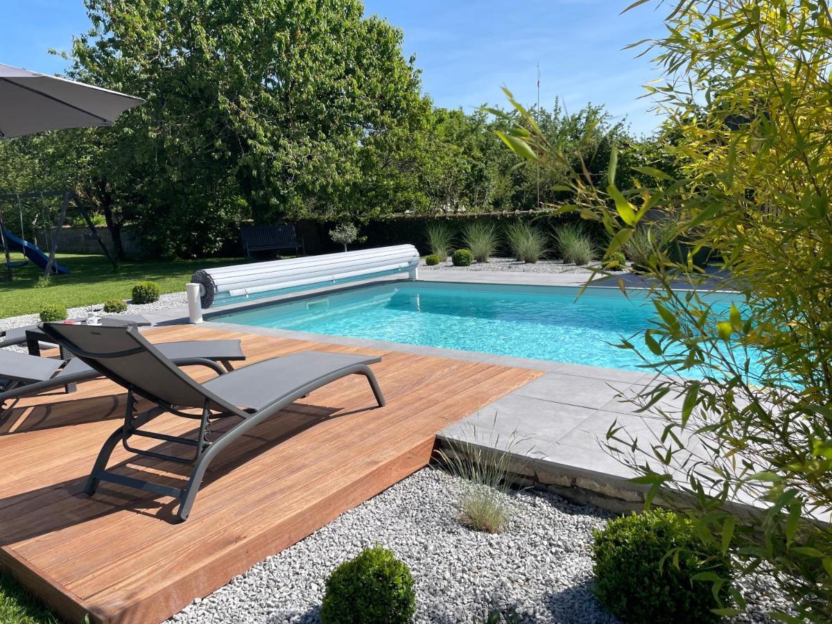 Appart-Hotel N 3 Avec Terrasse, Piscine, Petit-Dejeuner Et Parking Prive Chouzelot Zewnętrze zdjęcie
